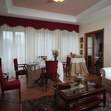 Napoli Porta Di Mare Bed & Breakfast Bagian luar foto