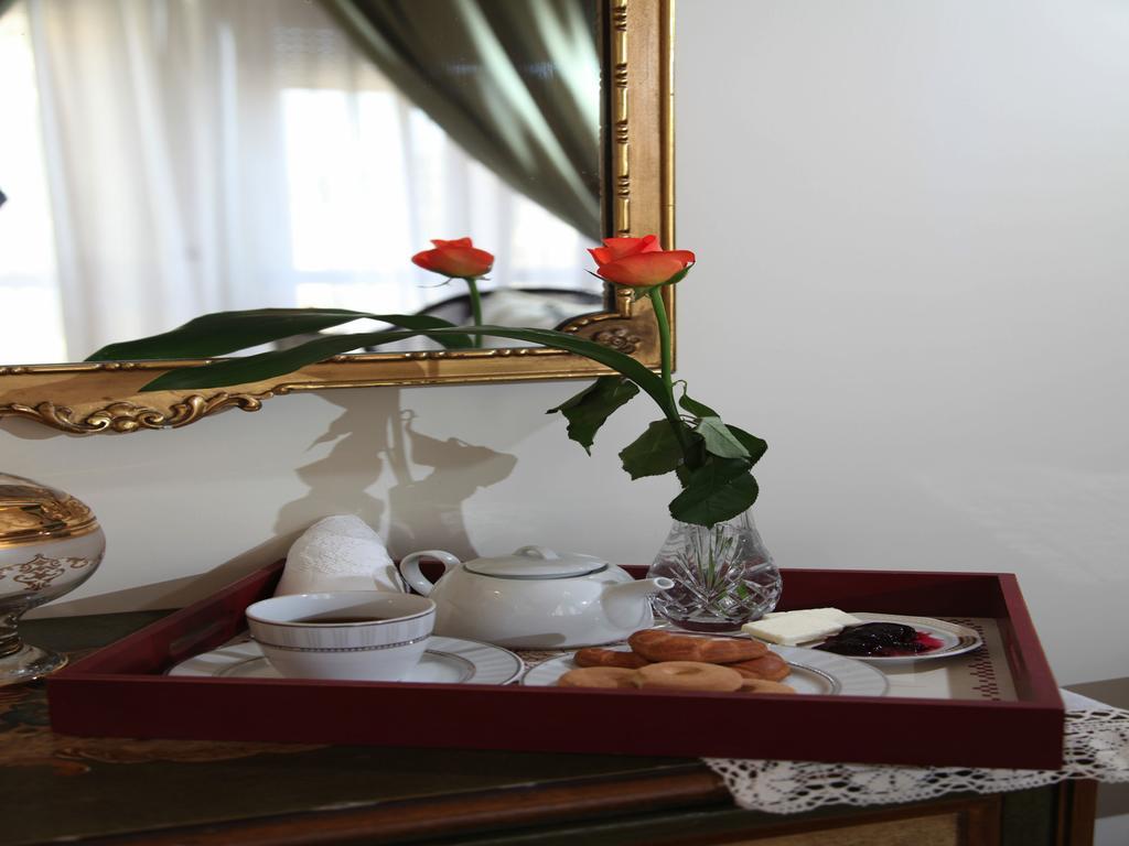 Napoli Porta Di Mare Bed & Breakfast Bagian luar foto